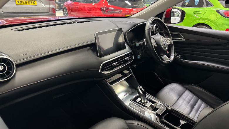 MG Hs 1.5 T-GDI Exclusive 5dr DCT Petrol Hatchback